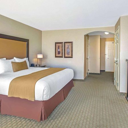 La Quinta By Wyndham Paso Robles Hotel Exterior photo