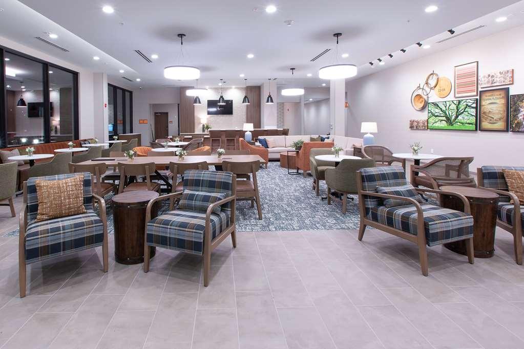 La Quinta By Wyndham Paso Robles Hotel Interior photo